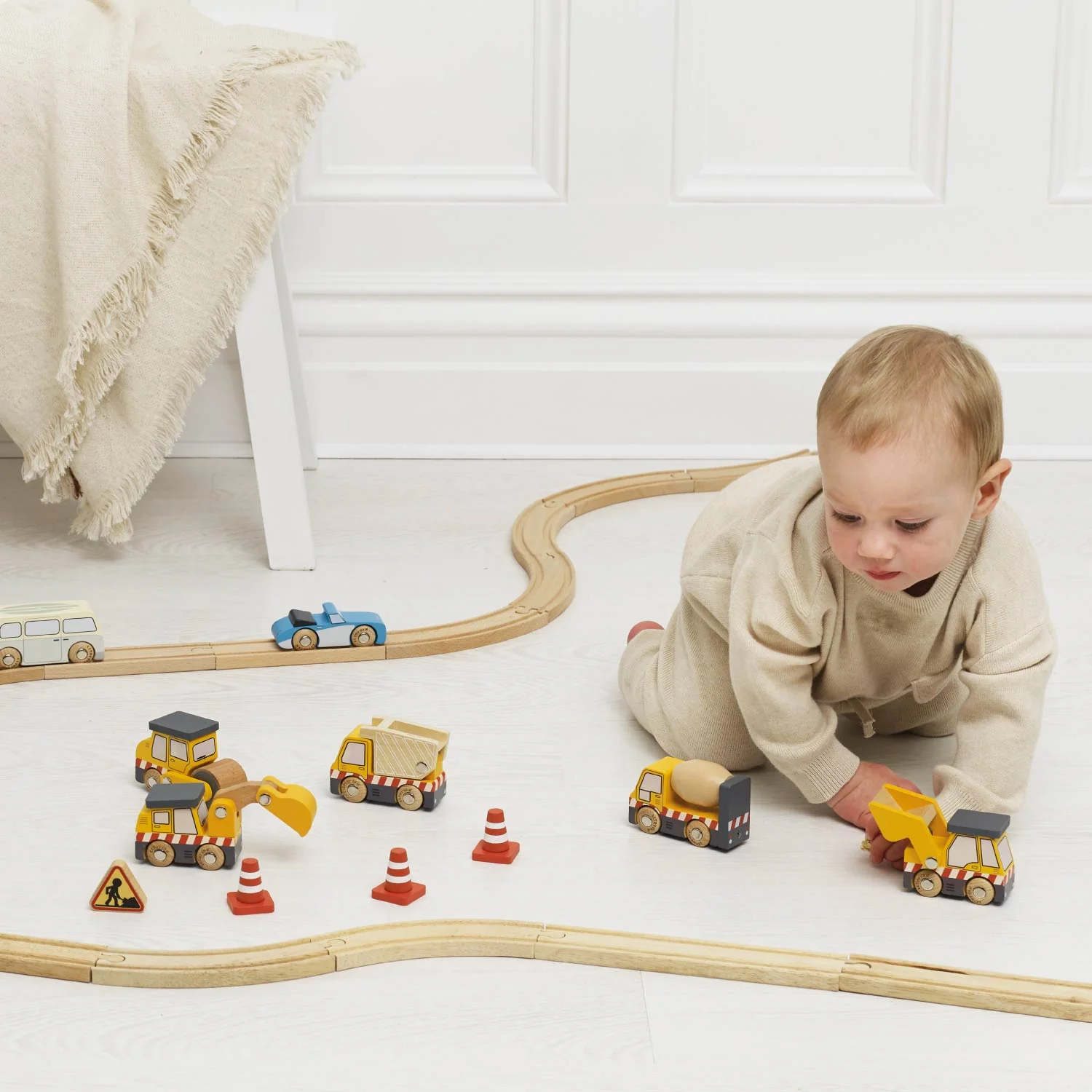 Construction Toy Cars, Trucks & Diggers Gift Set - Image 6