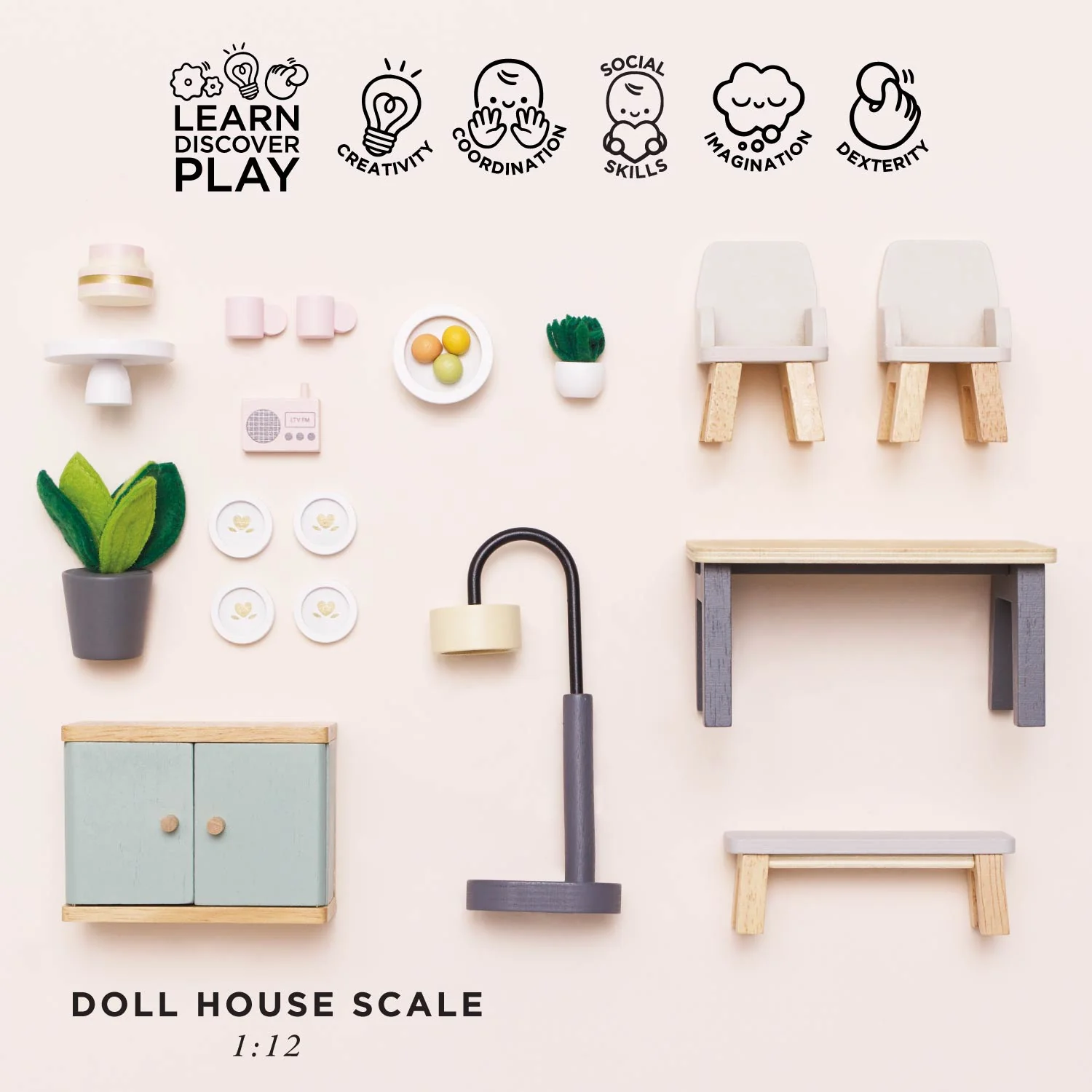 Wooden Dolls House Dining Room - Image 3