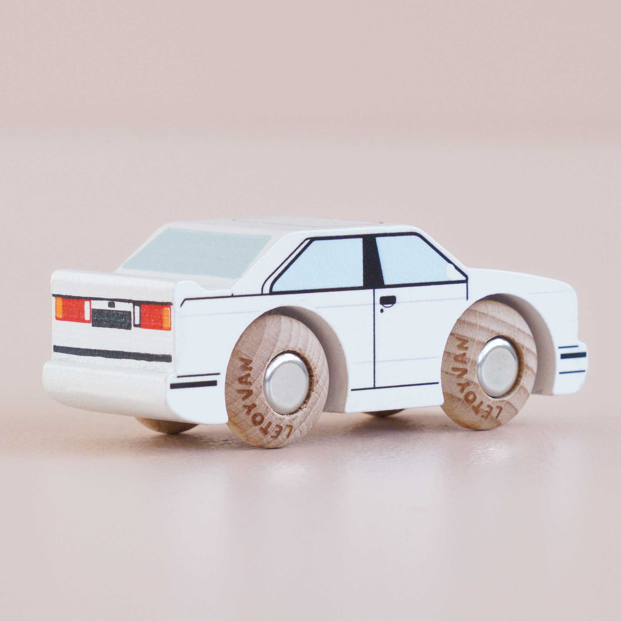 No. 21 GT120 William - Image 4