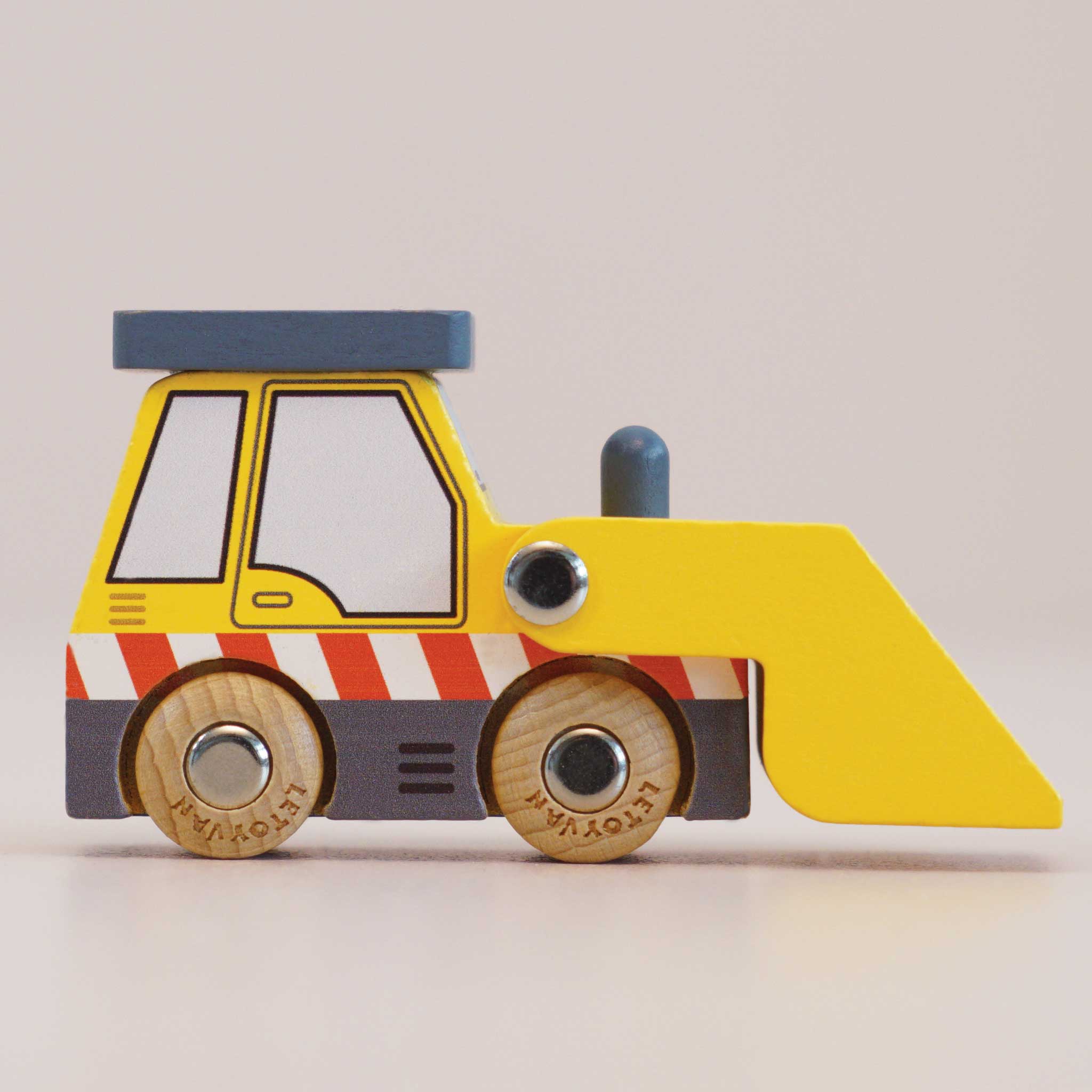 No. 38 GT220 Vince - Image 3
