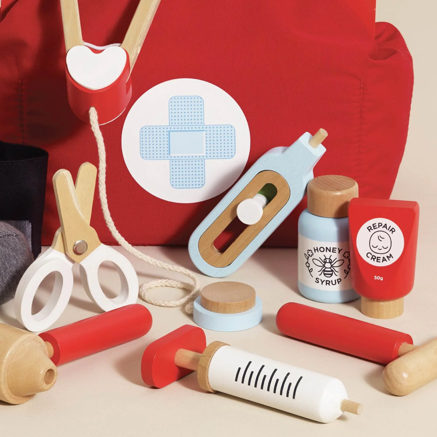 Vintage Doctor Roleplay Wooden Kit - Image 5